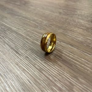 Men’s Gold Ring with Wood Detail